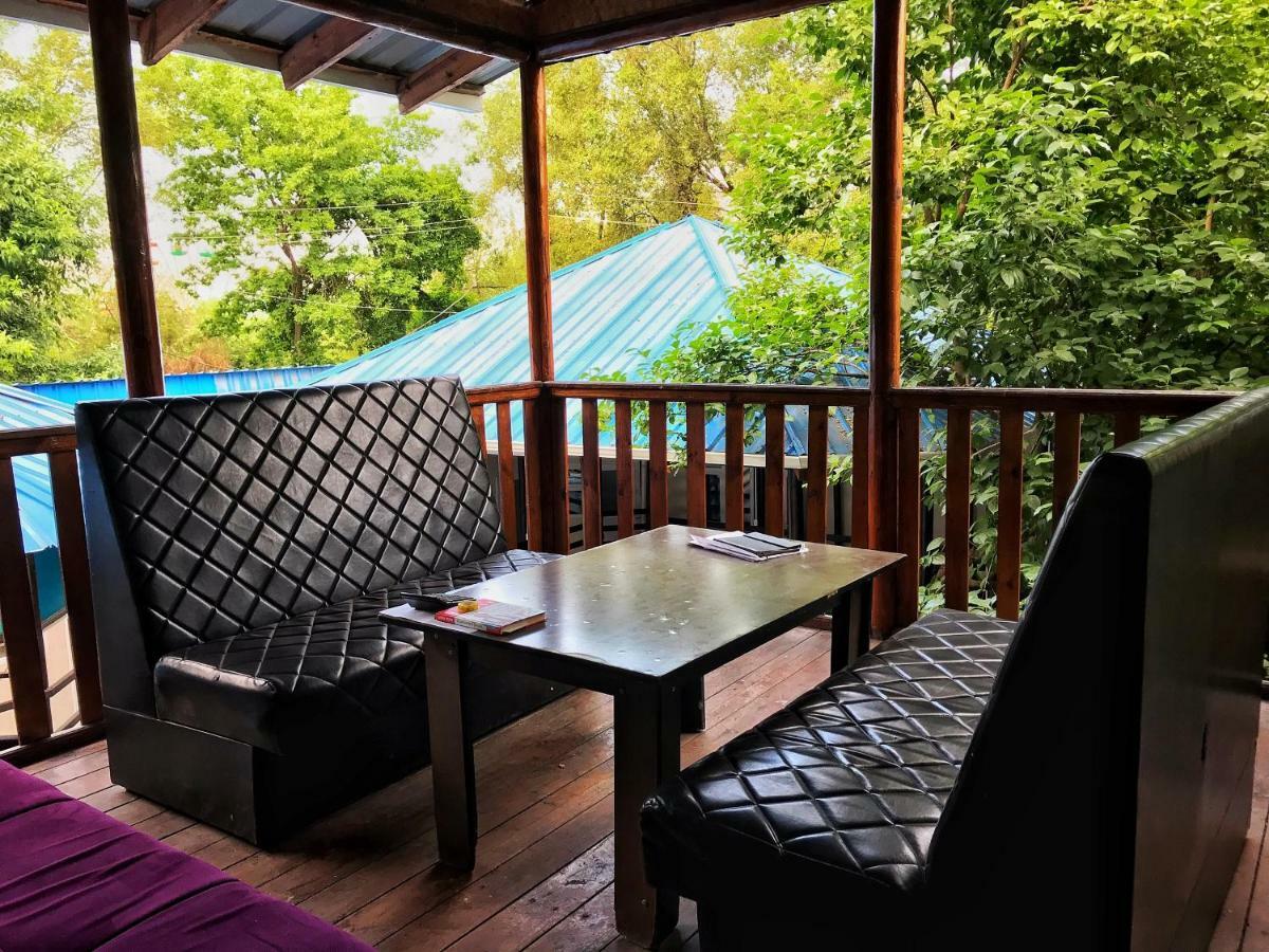 Park Hostel Osh Exterior photo